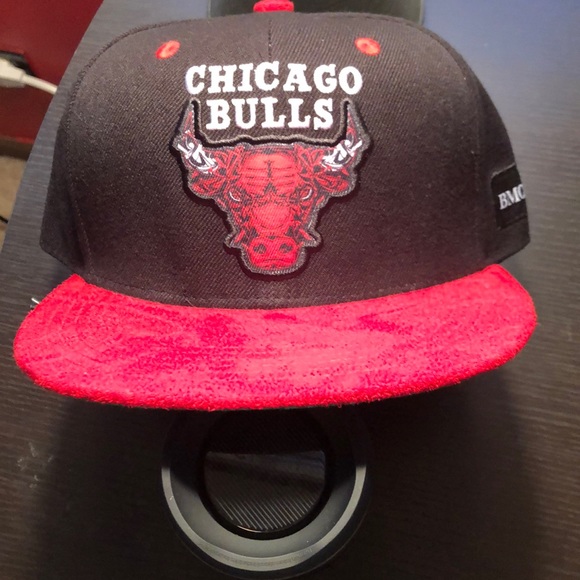 Chicago Bulls Baseball Cap - Authentic - Picture 1 of 7
